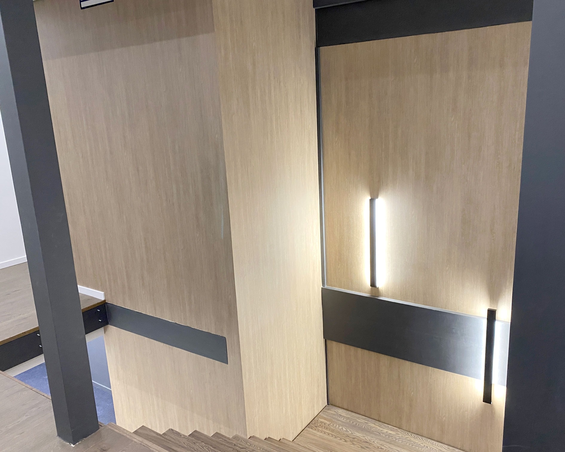 Cover Styl' NF44 Light Brown Oak